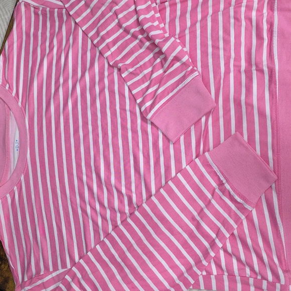 Draper James Striped Lounge Top - Picture 4 of 8
